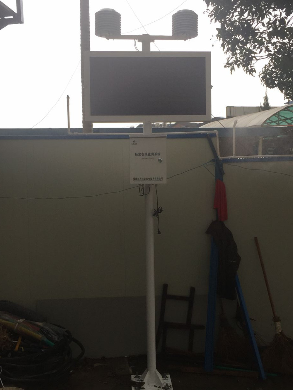 福建經(jīng)濟學(xué)校施埔校區(qū)綜合實訓(xùn)樓建設(shè)項目檢查